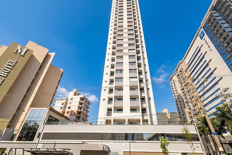 Studio em Cond. c/ Piscina e Vista Cid. SRU3308