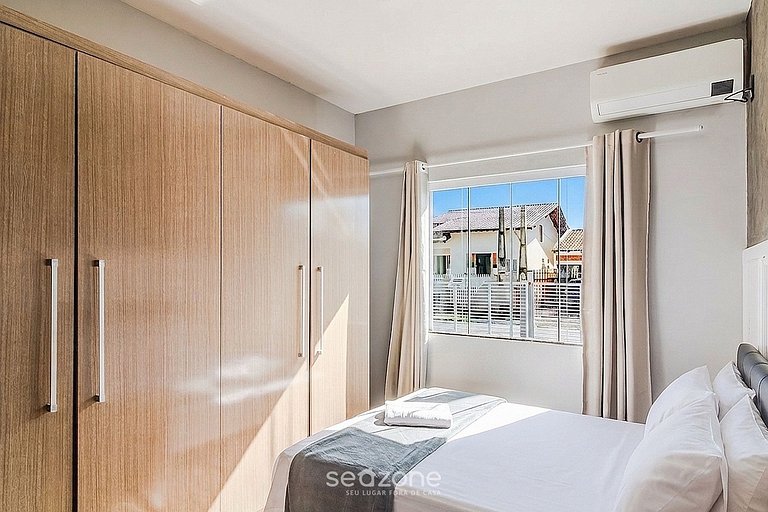 Casa c/ Piscina Priv. e churrasq. EIL0034