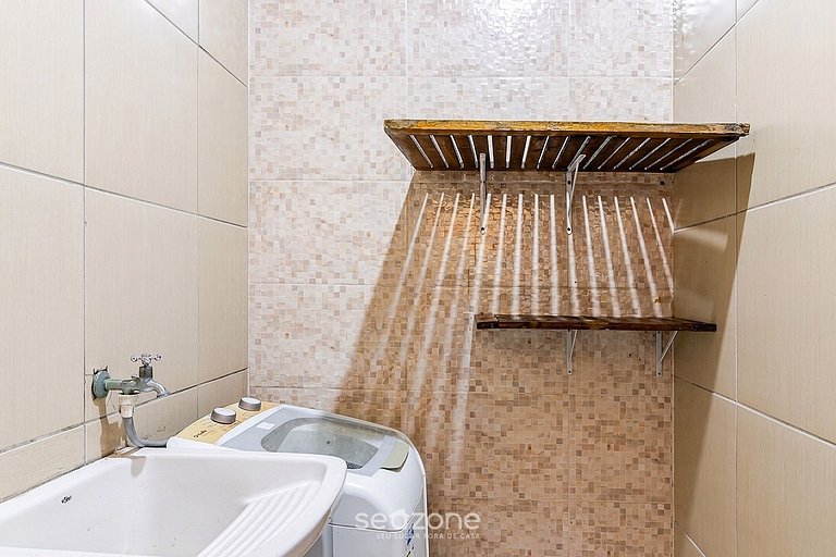 Casa c/ Piscina Priv. e churrasq. EIL0034