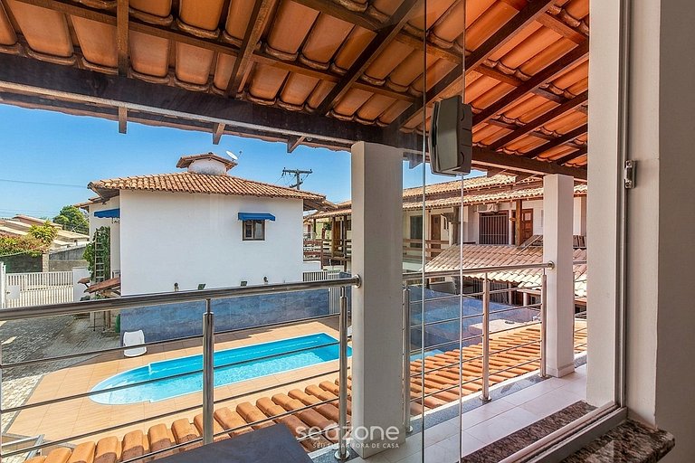 Apto. em Cond. c/ Piscina e Varanda PAX0004