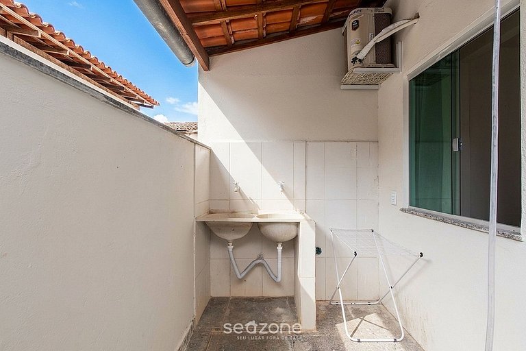 Apto. en Condo. c/ Piscina y Balcón PAX0004