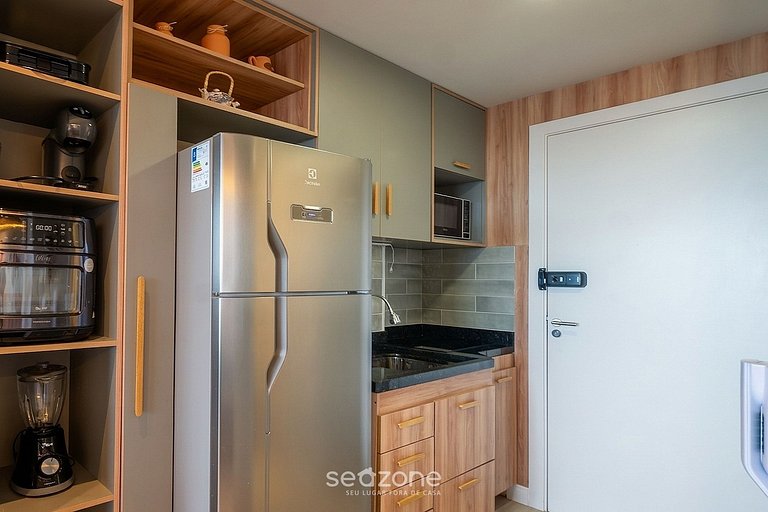 Studio em Cond. c/ Piscina e Vista Mar EDF0907