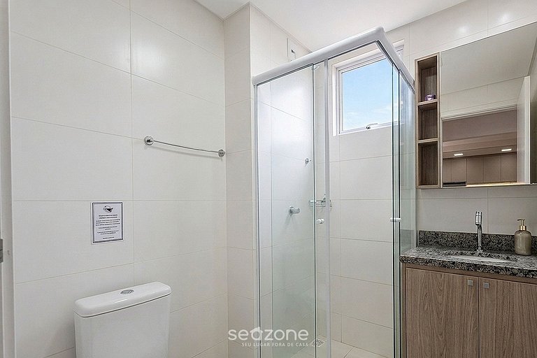 Apto. em Cond. c/ Piscina e Vista Mar CSI1401