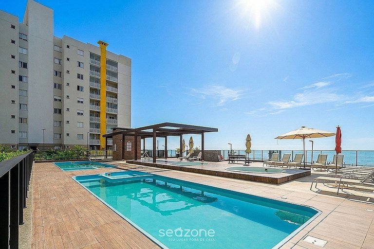 Apto. en Condo. c/ Piscina y Vista Mar VAC0706