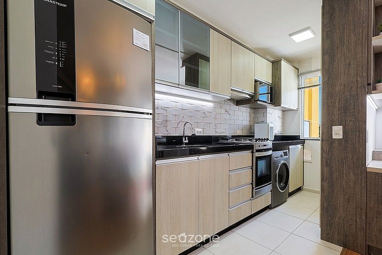 Apto. em Cond. c/ Piscina e Vista Mar VAC0706