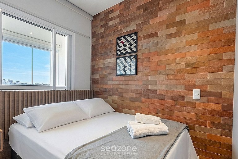 Studio em Cond. c/ Piscina e Vista Cid. VPP2011