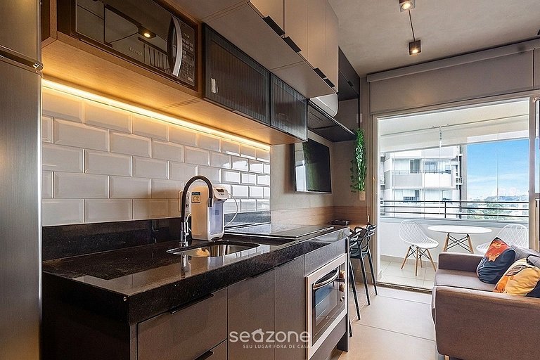 Studio em Cond. c/ Piscina e Vista Cid. VPP2011