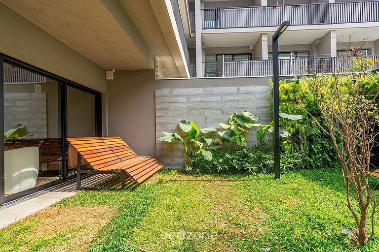 Studio em Cond. c/ Piscina e Vista Cid. OPL0909