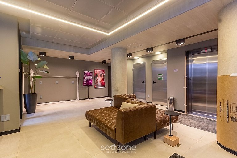 Studio em Cond. c/ Piscina e Vista Cid. OPL0909