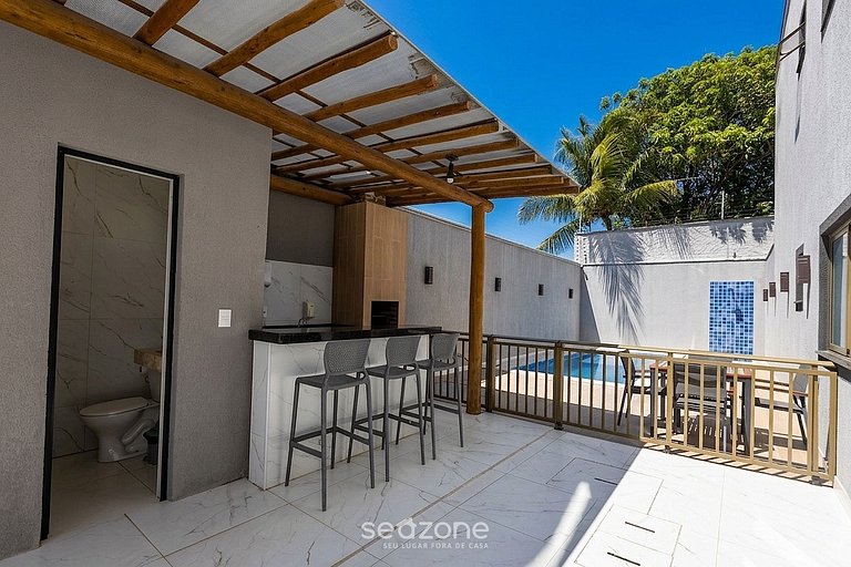 Apto. em Cond. c/ Piscina e Vista Cid. DVO0101