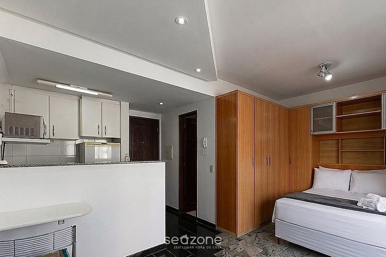 Studio em Cond. c/ Vista Cid. LLS0277