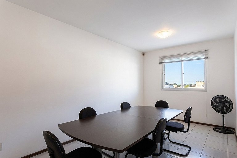 Studio em Cond. c/ Vista Cid. LLS0277