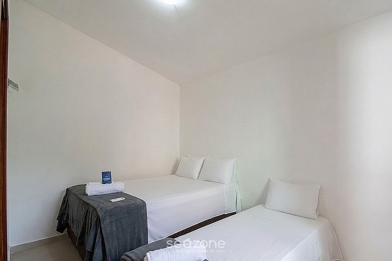 Apto. em Cond. c/ Piscina e Churrasq. PAX0005