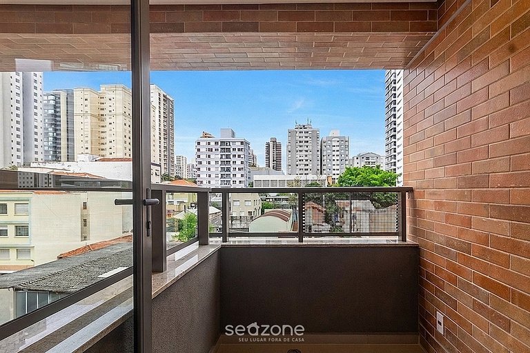 Studio c/ Varanda em Cond. c/ Piscina AIM0406