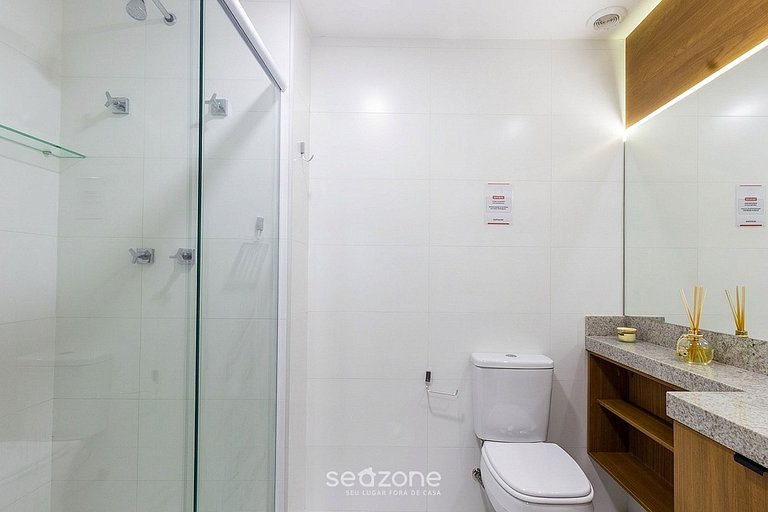 Studio c/ Varanda em Cond. c/ Piscina AIM0406