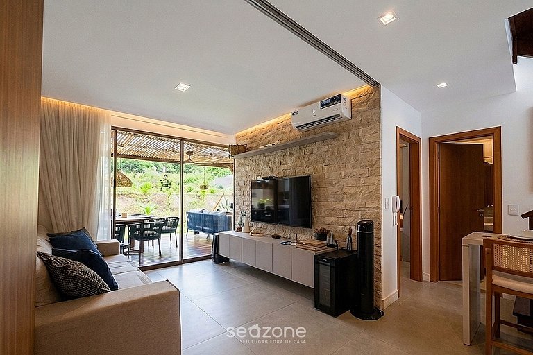 Casa em Cond. c/ Piscina e Churrasq. DLR0023
