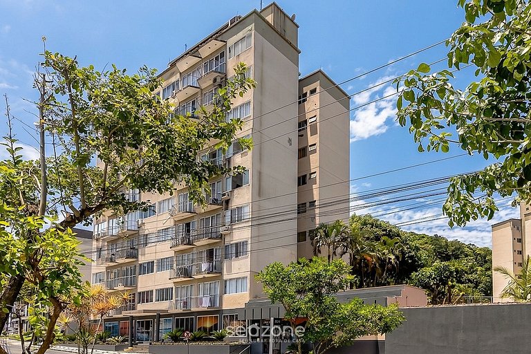 Apto. em Cond. c/ churrasq. e Vista Cid. MBHF0601