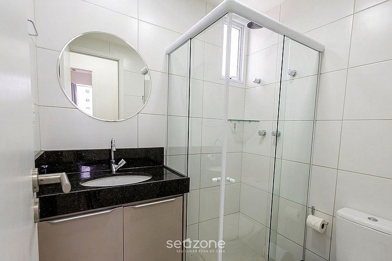 Apto. em Cond. c/ Piscina e Vista Cid. PAB0506