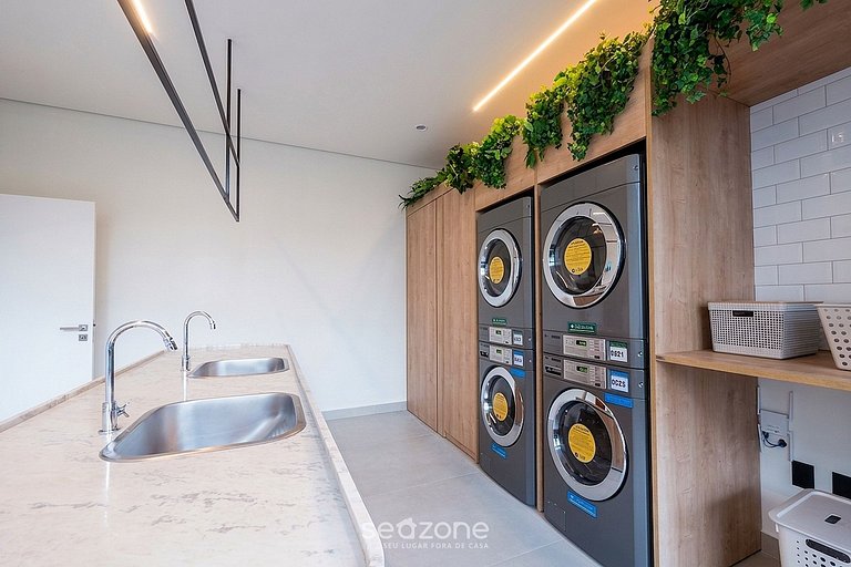 Studio em Cond. c/ Piscina e Vista Mar BEA1509