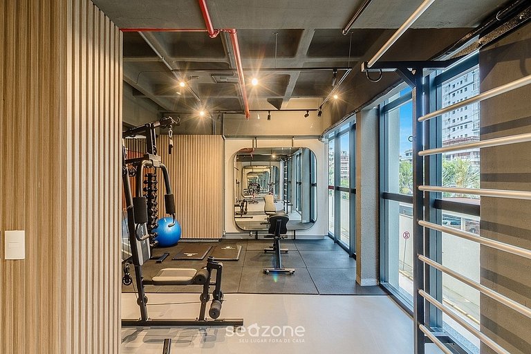 Studio em Cond. c/ Piscina e Vista Cid. FFS0704