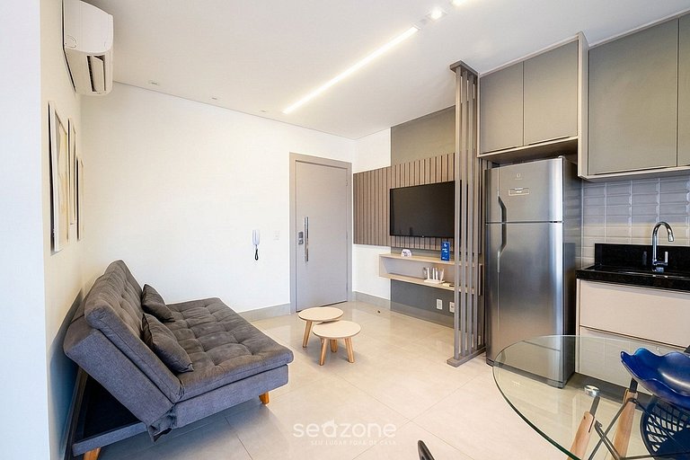 Studio em Cond. c/ Piscina e Vista Cid. VEO0507