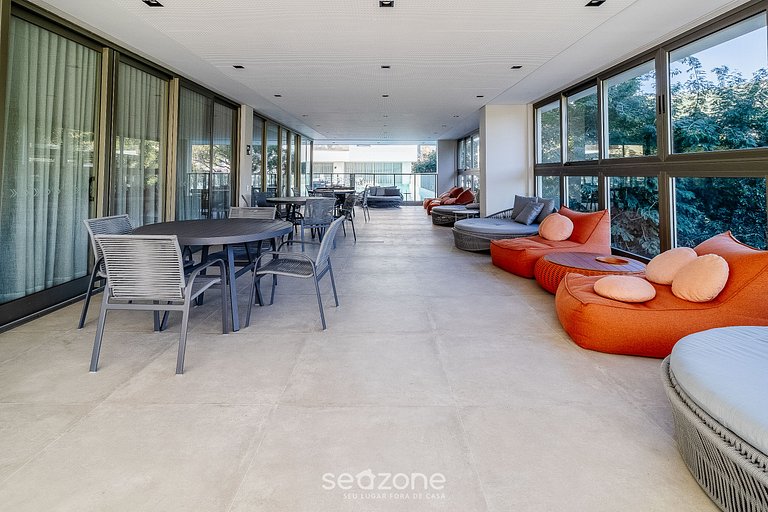 Apto. em Cond. c/ Piscina e Vista Cid. SSL0114