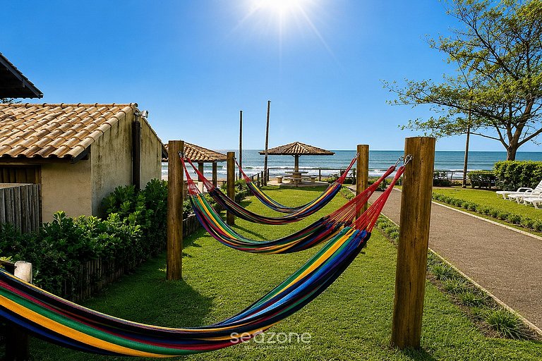 Apt en condominio con piscina frente al mar ISP0101