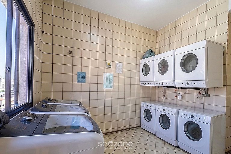 Studio em Cond. c/ Piscina e Vista Cid. LII0089