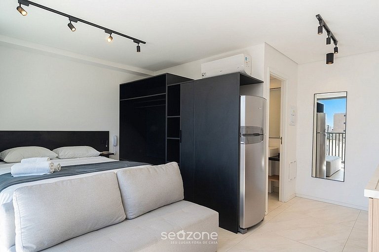 Conforto Bem localizado c/ Varanda  SIG1110