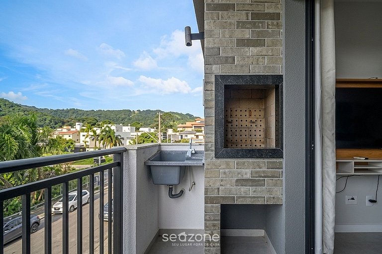 Apto. em Cond. c/ Piscina e Vista Cid. ATC0206