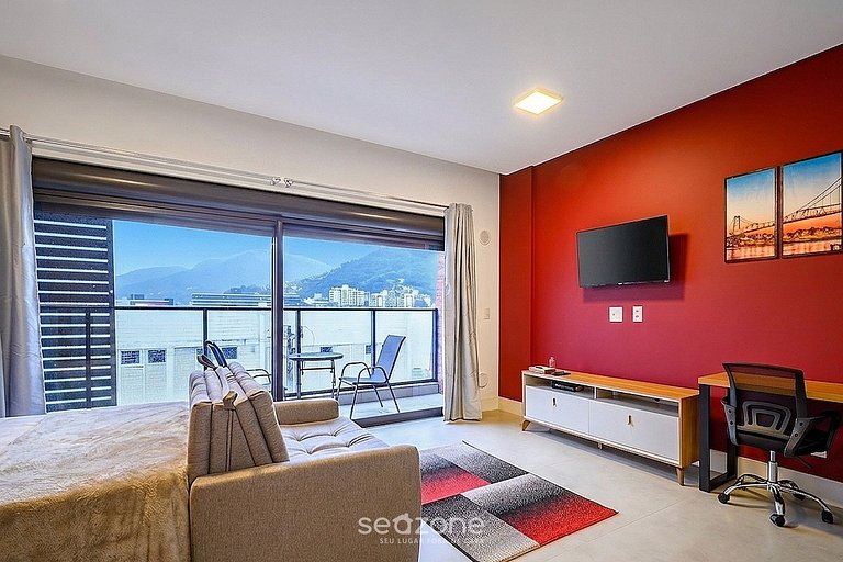 Studio em Cond. c/ Piscina e Vista Cid. LSA0312