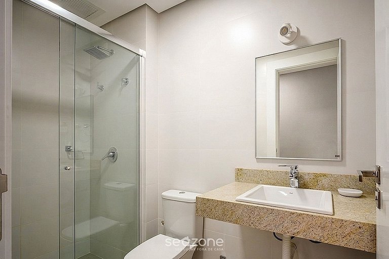 Studio em Cond. c/ Piscina e Vista Cid. LSA0312