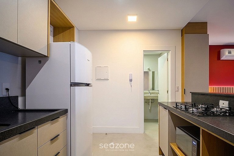 Studio em Cond. c/ Piscina e Vista Cid. LSA0312