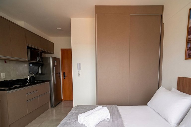Studio em Cond. c/ Piscina e Vista Mar ONE0602