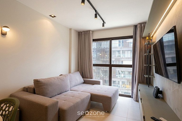 Apartamento charmoso a 150 metros da praia NAU0409