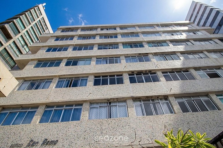 Apto. em Cond. c/ churrasq. e Vista Mar BVM0510