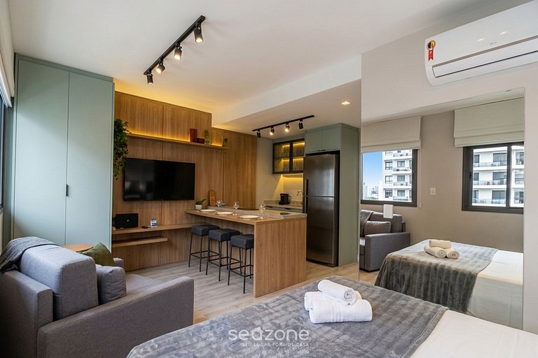 Studio em Cond. c/ Piscina e Vista Cid. MCP0708