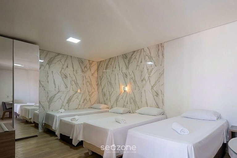 Studio em Cond. c/ Piscina e Vista Cid. CRY2513