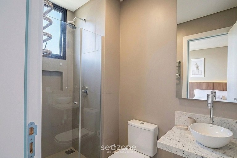 Studio em Cond. c/ Vista Montanha e Gar. UST0410