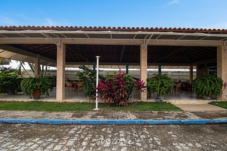 Apto. en Condo. c/ Piscina y parr. GDN0620