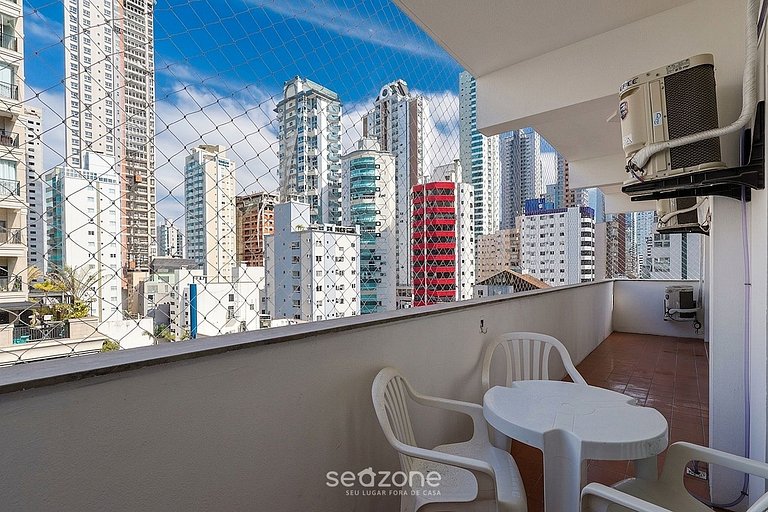 Apto. c/ Garagem e Vista Cid. em BC RPU0801
