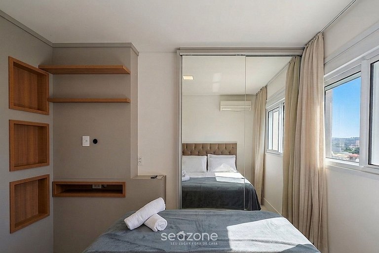 Apto. em Cond. c/ Piscina e Vista Cid. PTC0704
