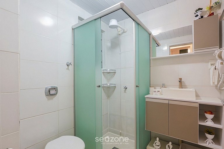 Apto. Bem localizado c/ Ar Cond. SND0035