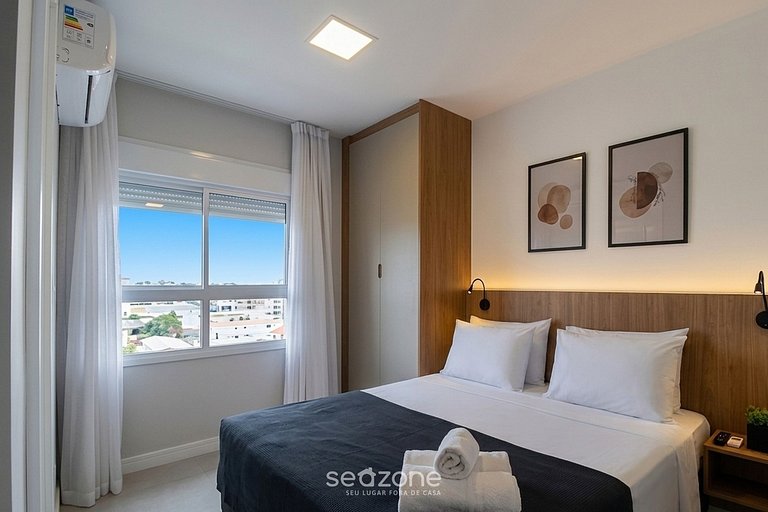 Studio em Cond. c/ Piscina e Vista Cid. CJG0904