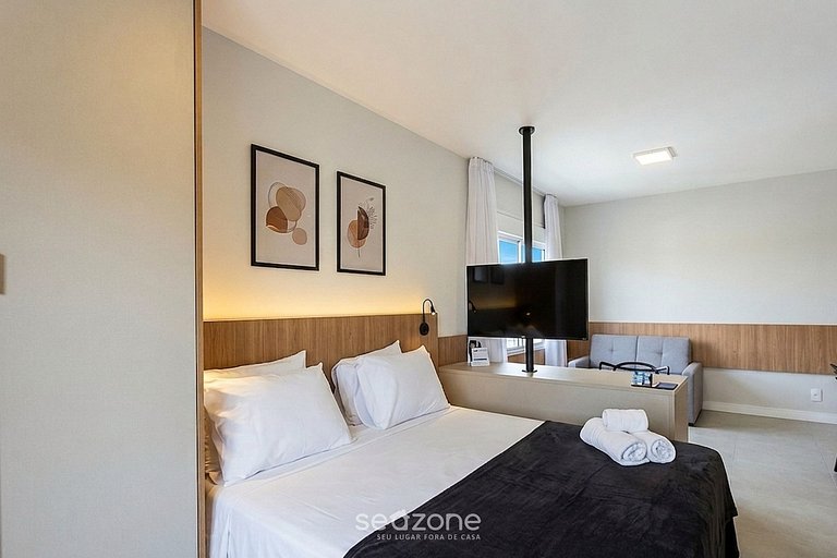 Studio em Cond. c/ Piscina e Vista Cid. CJG0904