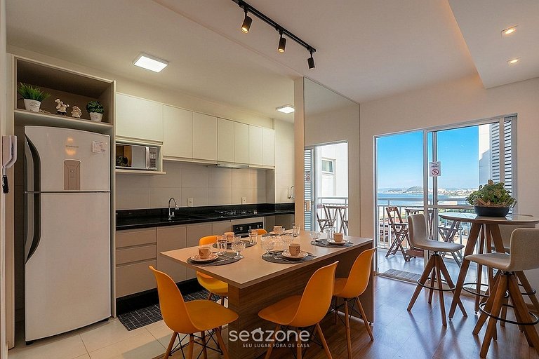 Apto. em Cond. c/ Piscina e Vista Praia VAC4303