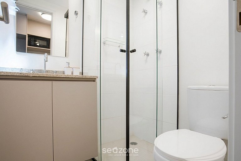 Studio em Cond. c/ Piscina e Vista Cid. CUB0137