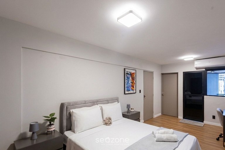 Apto. em Cond. c/ Piscina a 440m da Praia MIN0709