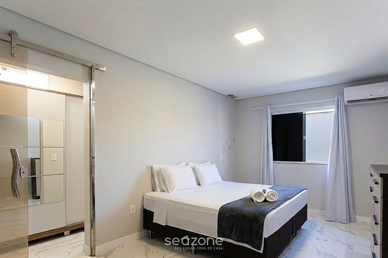 Casa em Cond. c/ Piscina e churrasq. MAM0007
