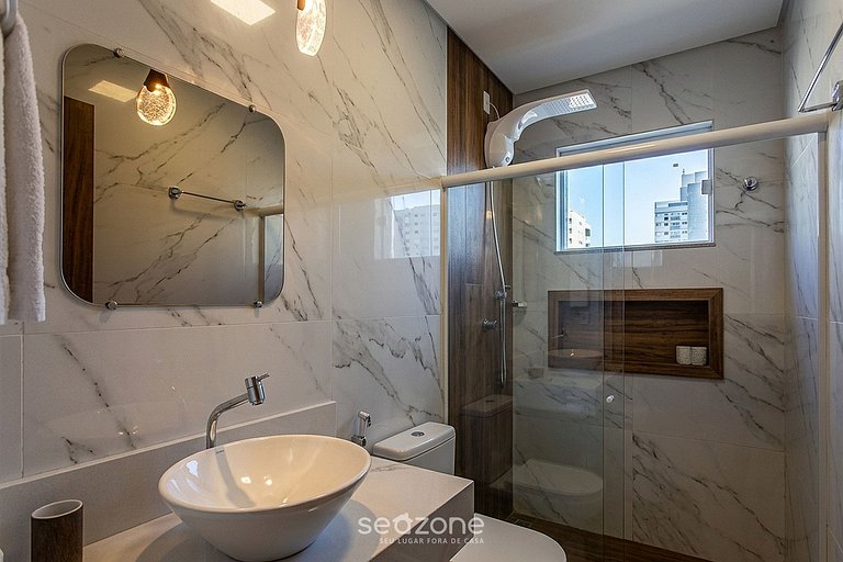Casa em Cond. c/ Piscina e churrasq. MAM0007